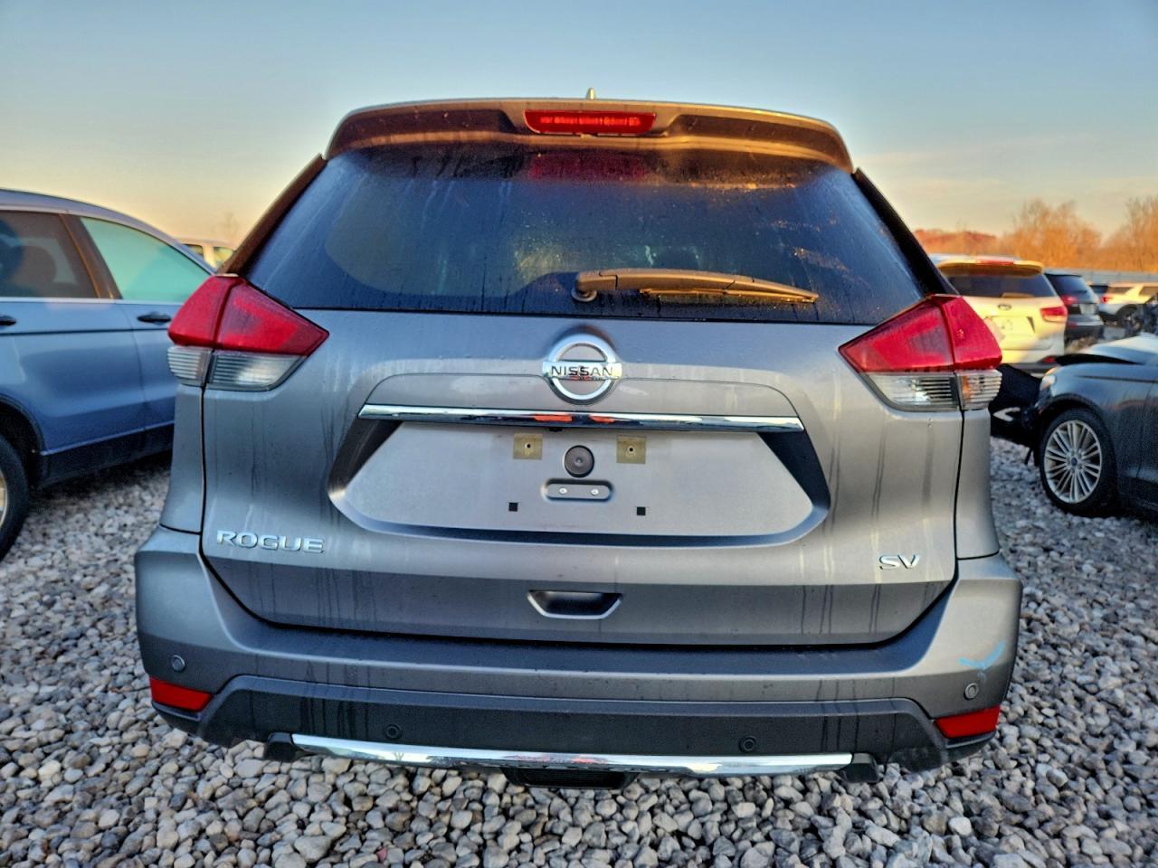 2020 Nissan Rogue S - Фото 6