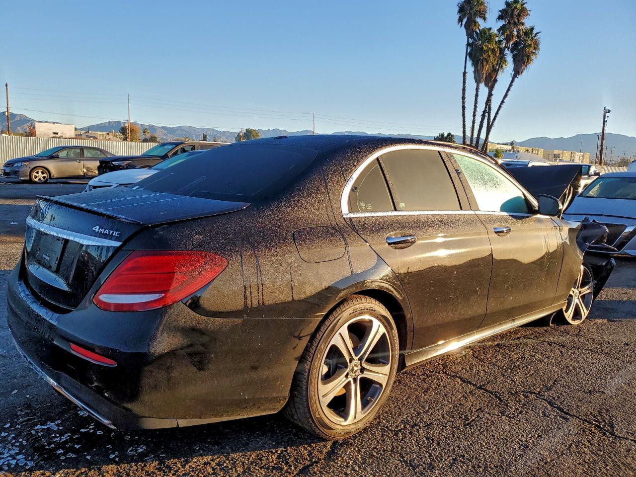 2019 Mercedes-Benz E 300 4Matic - Image 3