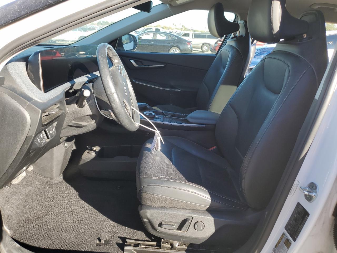 2022 Kia Ev6 Light - Фото 7