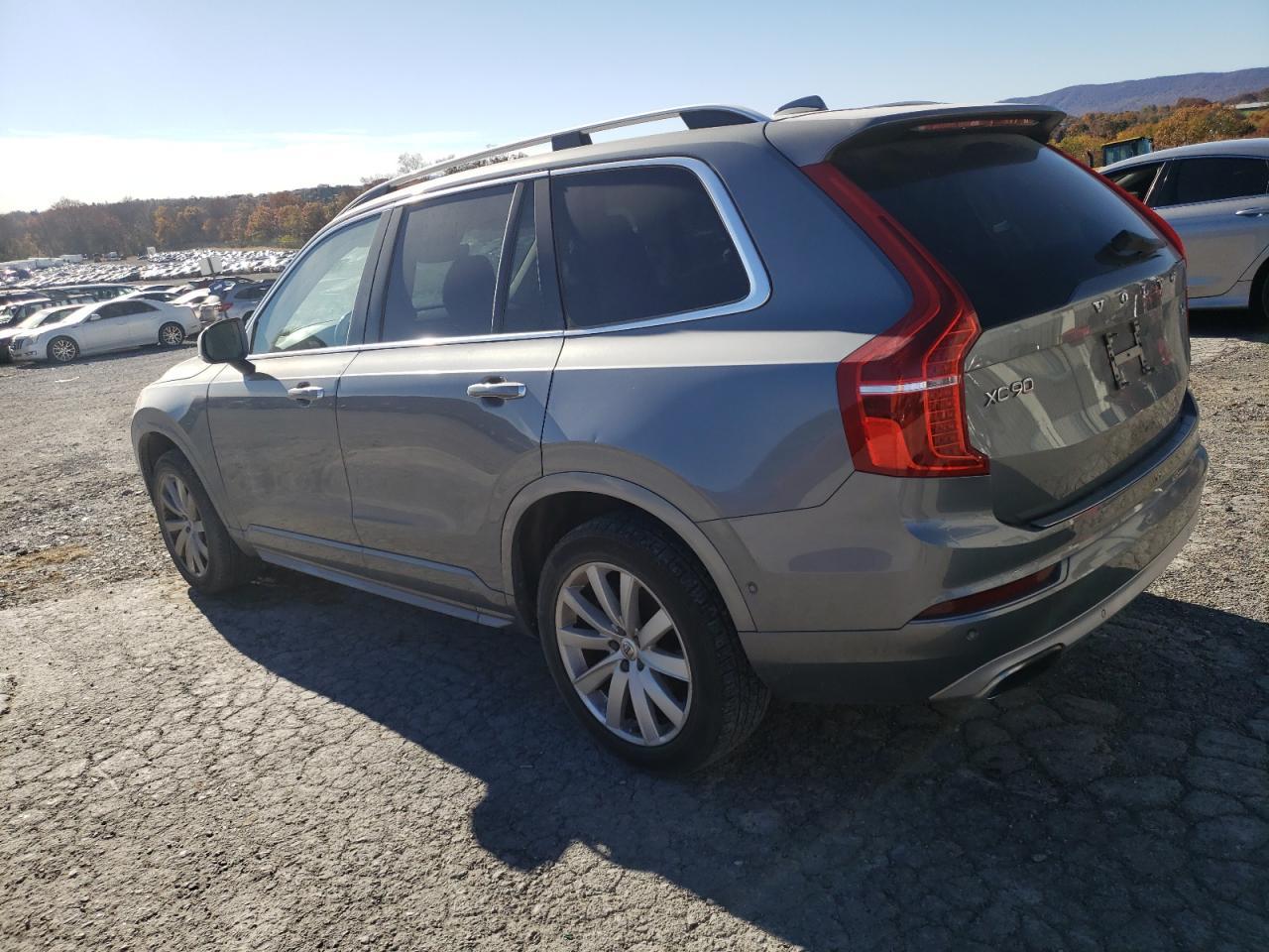 2017 Volvo Xc90 T6 - Фото 2