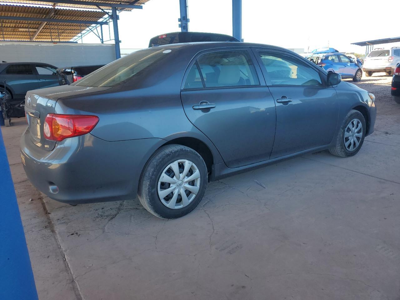 2010 Toyota Corolla Base - Фото 3