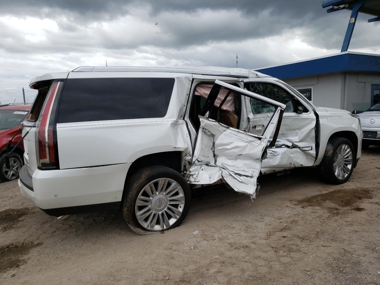 2019 Cadillac Escalade Esv Platinum - Фото 3