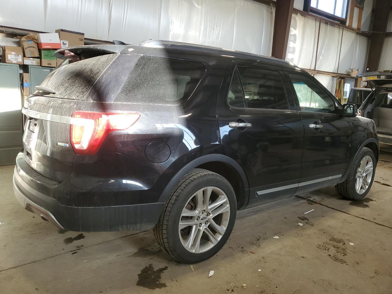 2016 Ford Explorer Limited - Image 3