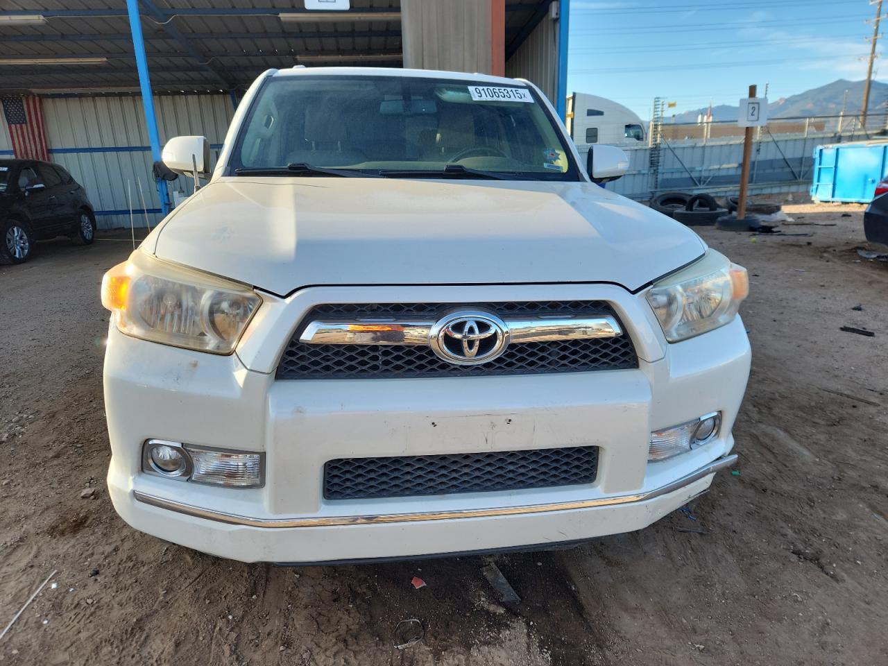 2012 Toyota 4Runner Sr5 - Image 5