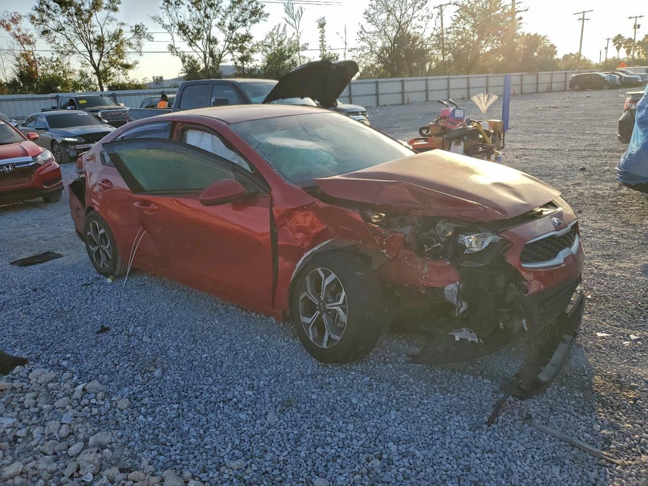 2019 Kia Forte Fe - Фото 4