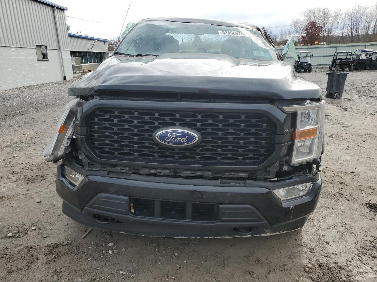 2021 Ford F150 Super Cab - Фото 5