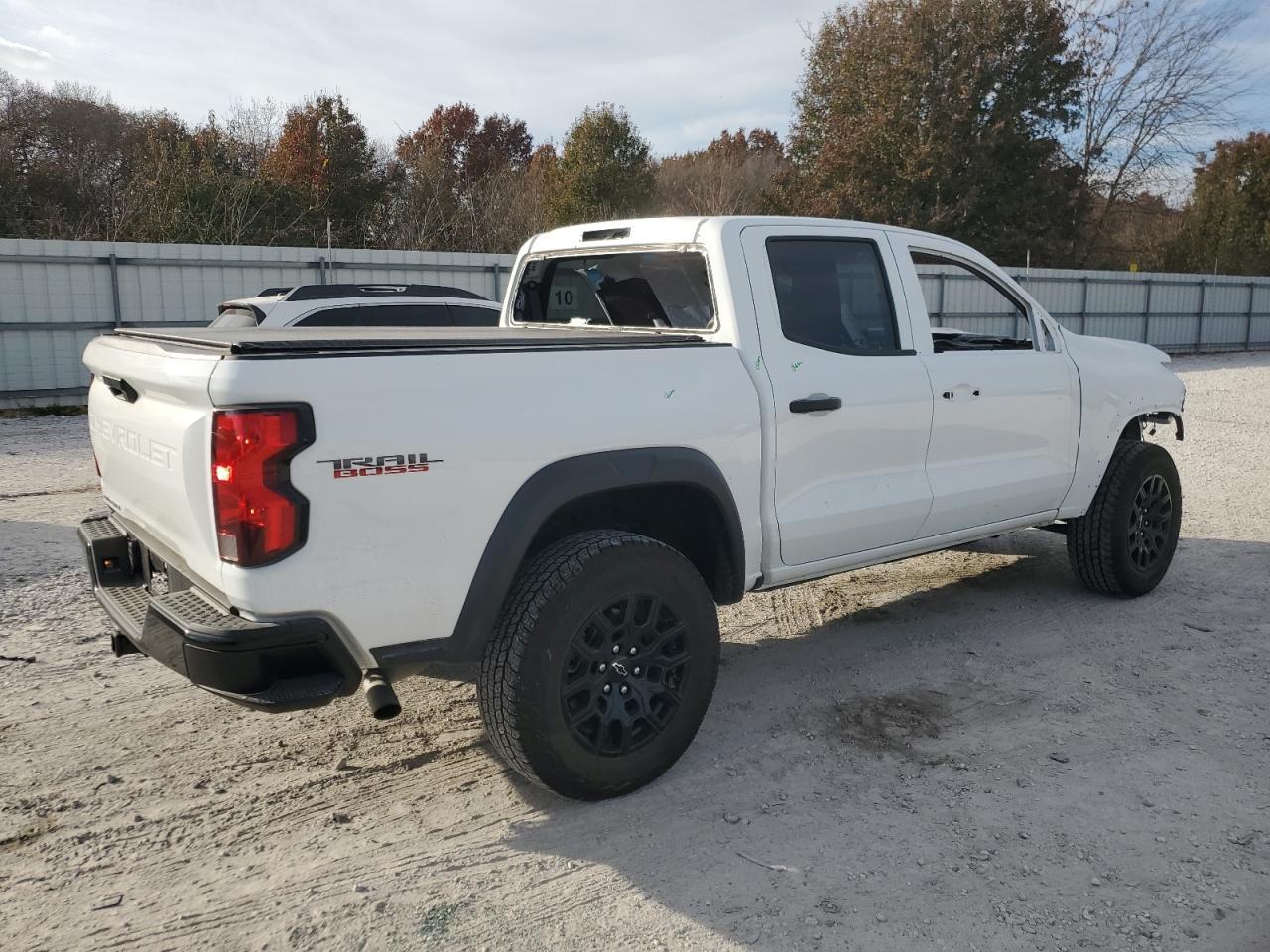2024 Chevrolet Colorado Trail Boss - Фото 3