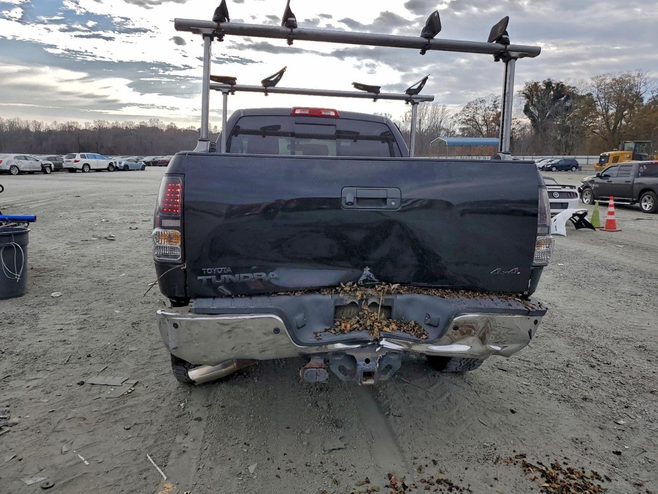 2012 Toyota Tundra Double Cab Limited - Image 6
