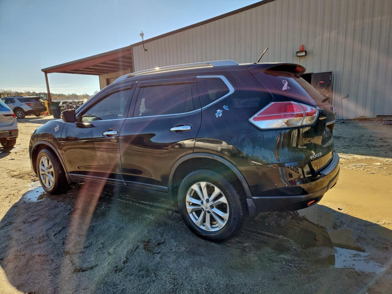 2014 Nissan Rogue S - Image 2
