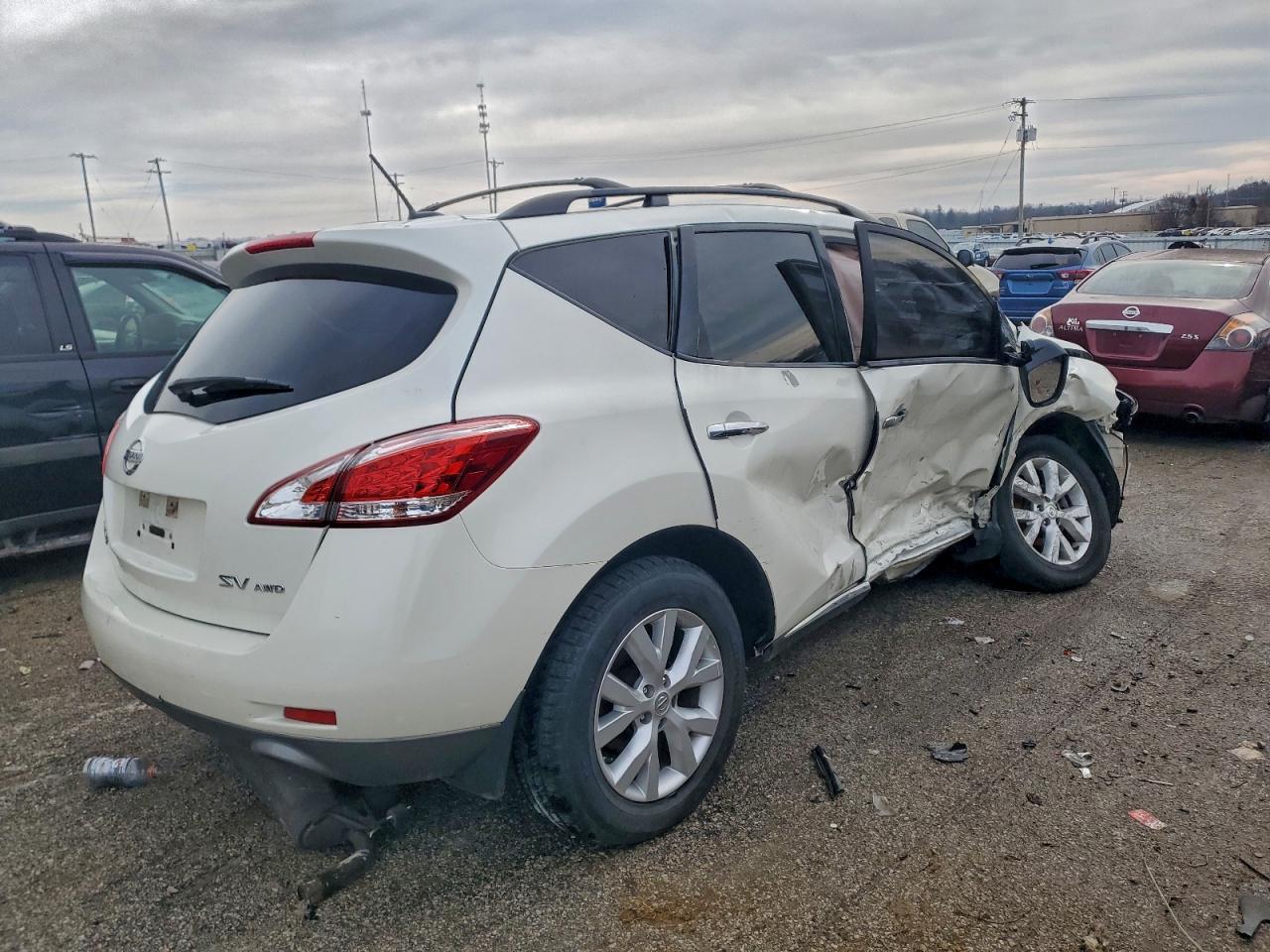 2012 Nissan Murano S - Image 3