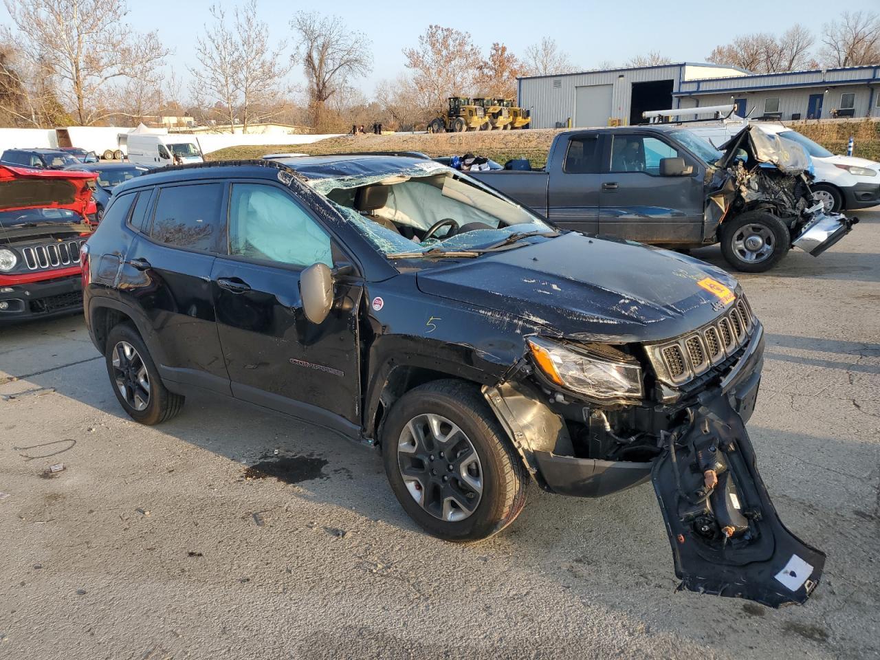 2018 Jeep Compass Trailhawk - Фото 4