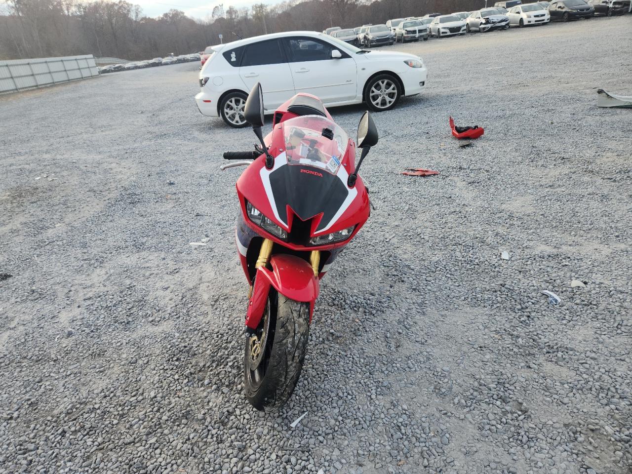 2024 Honda Cbr600 Rr - Image 2