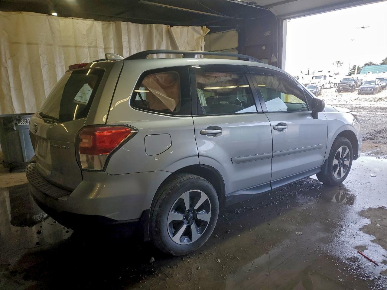 2018 Subaru Forester 2.5I - Фото 3