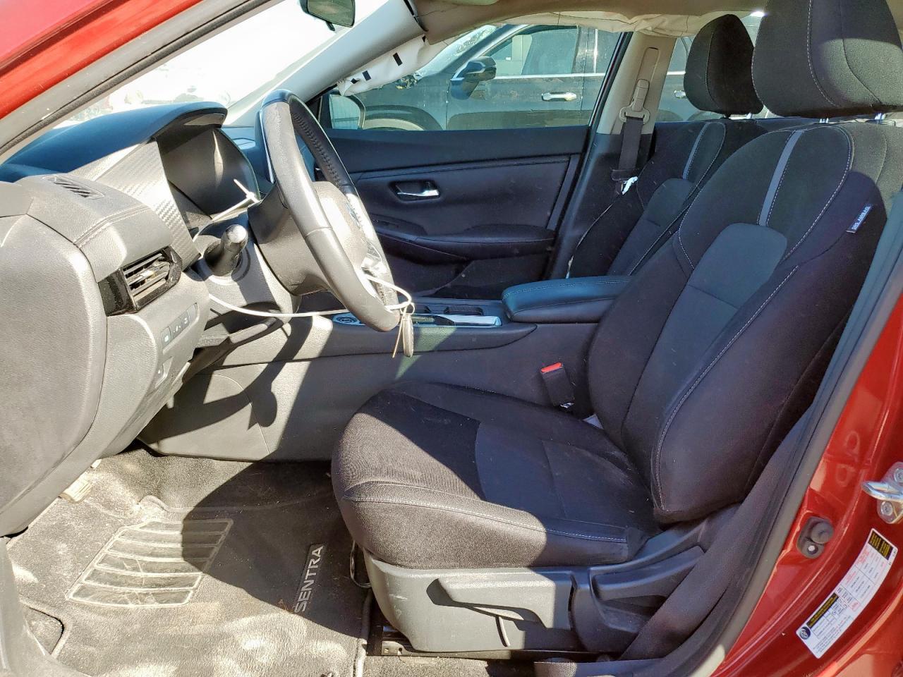 2021 Nissan Sentra - Фото 7