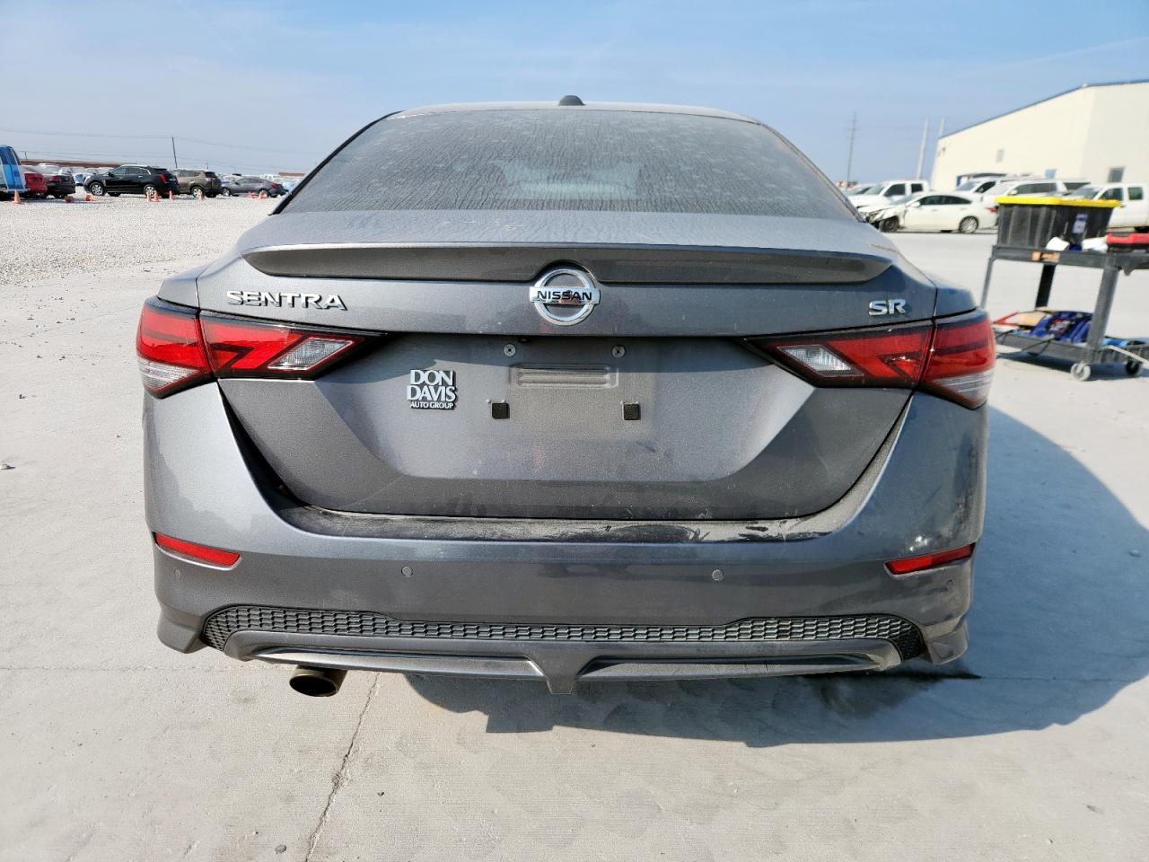 2020 Nissan Sentra Sr - Image 6