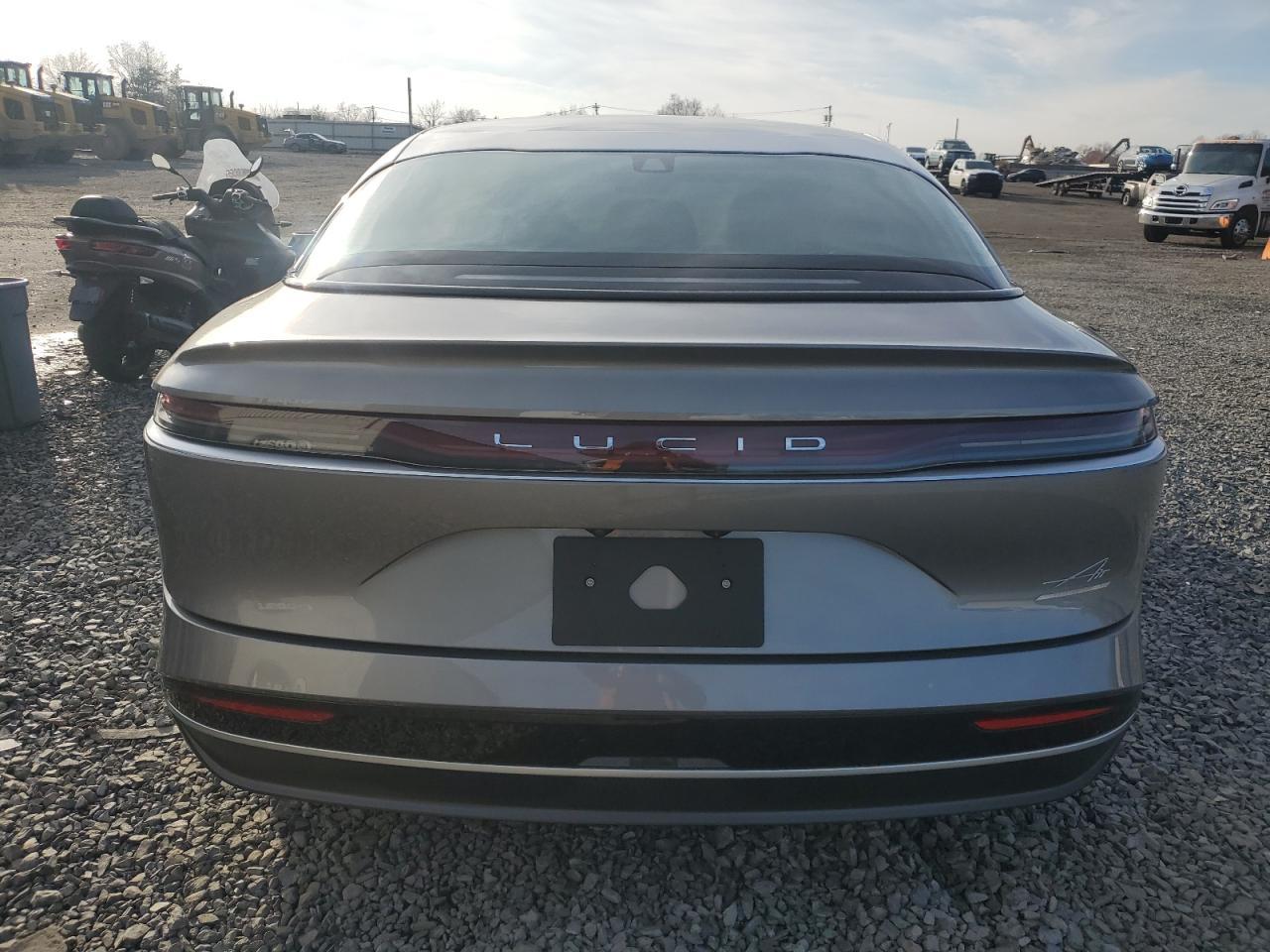 2025 Lucid Motors Air Touring - Image 6