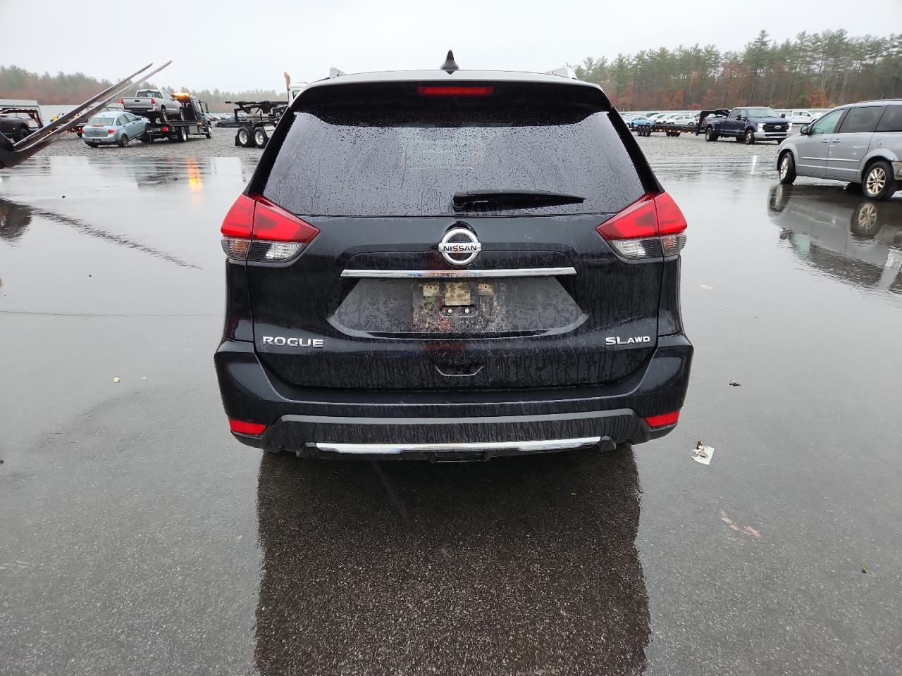 2017 Nissan Rogue S - Фото 6