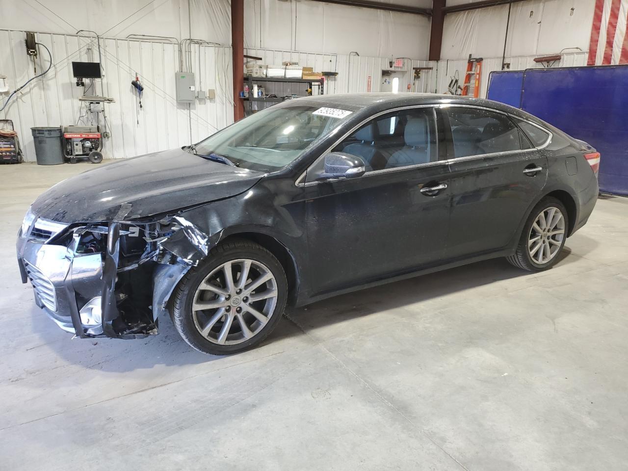 2013 Toyota Avalon Base