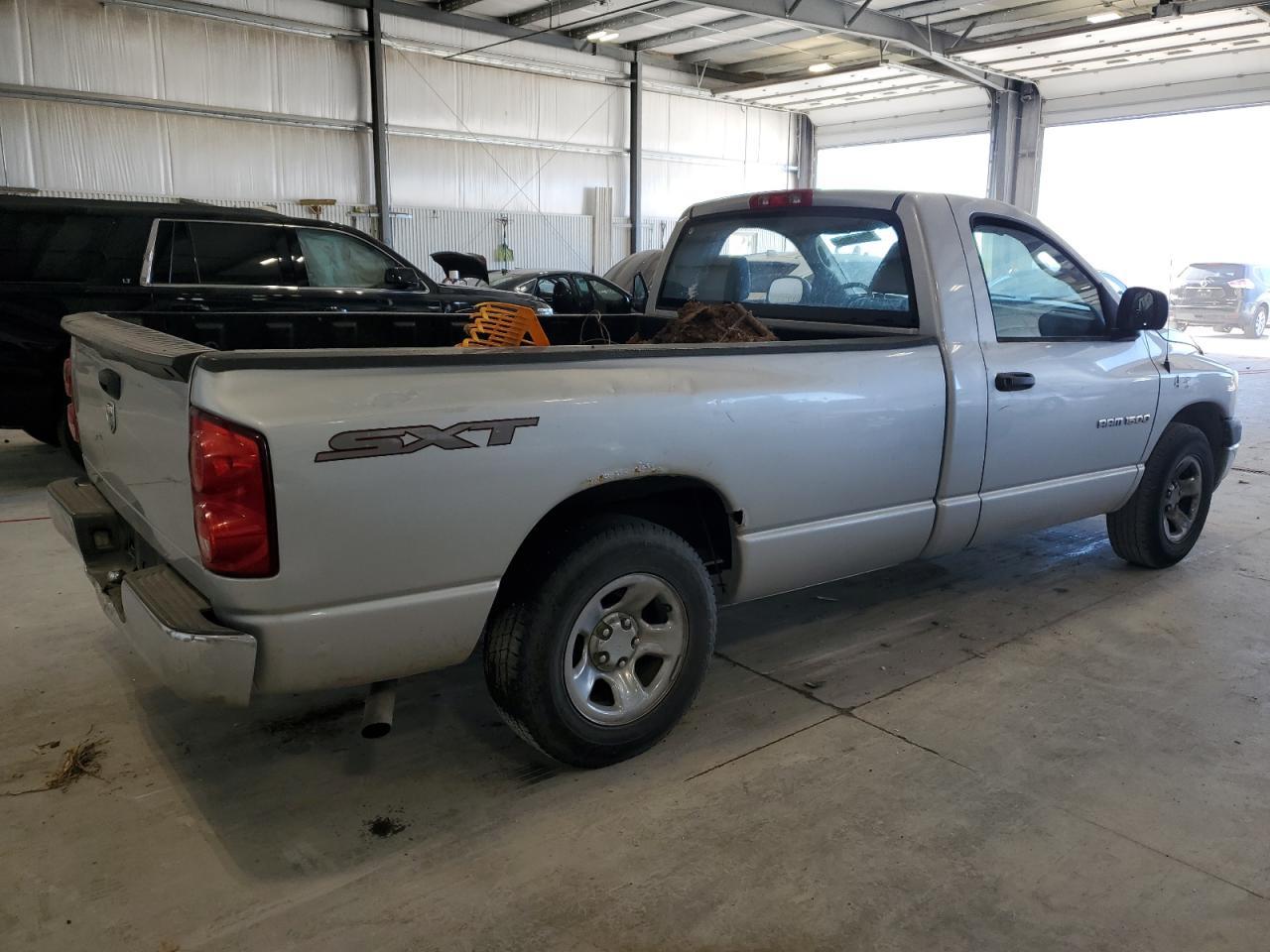2007 Dodge Ram 1500 St - Image 3