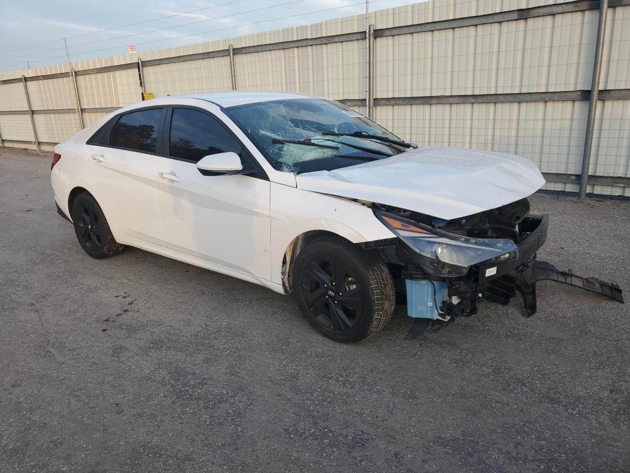 2021 Hyundai Elantra Sel - Фото 4