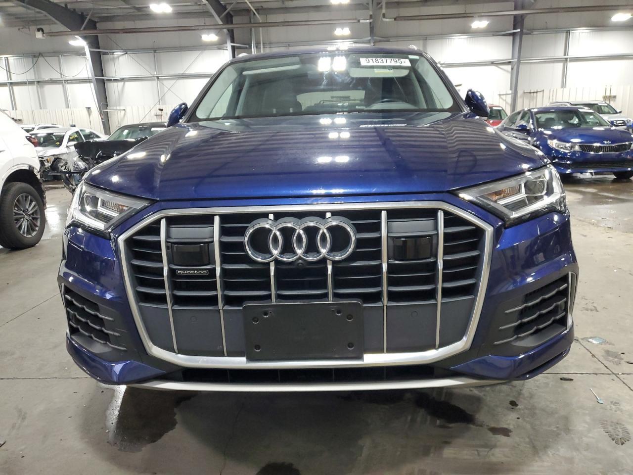 2021 Audi Q7 Premium Plus - Фото 5