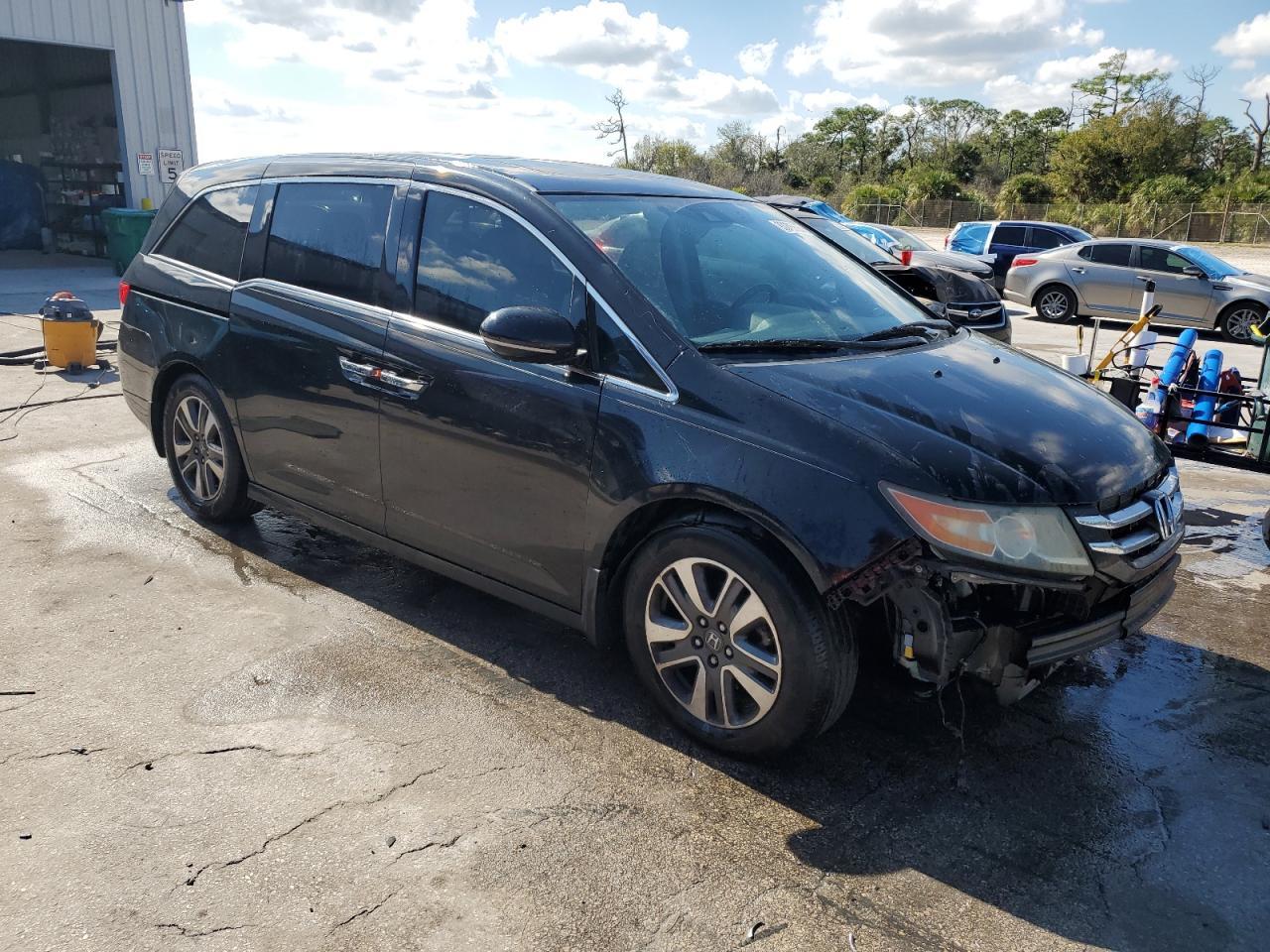 2016 Honda Odyssey Touring - Фото 4