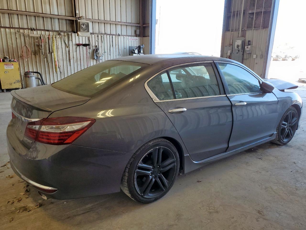 2016 Honda Accord Sport - Фото 3