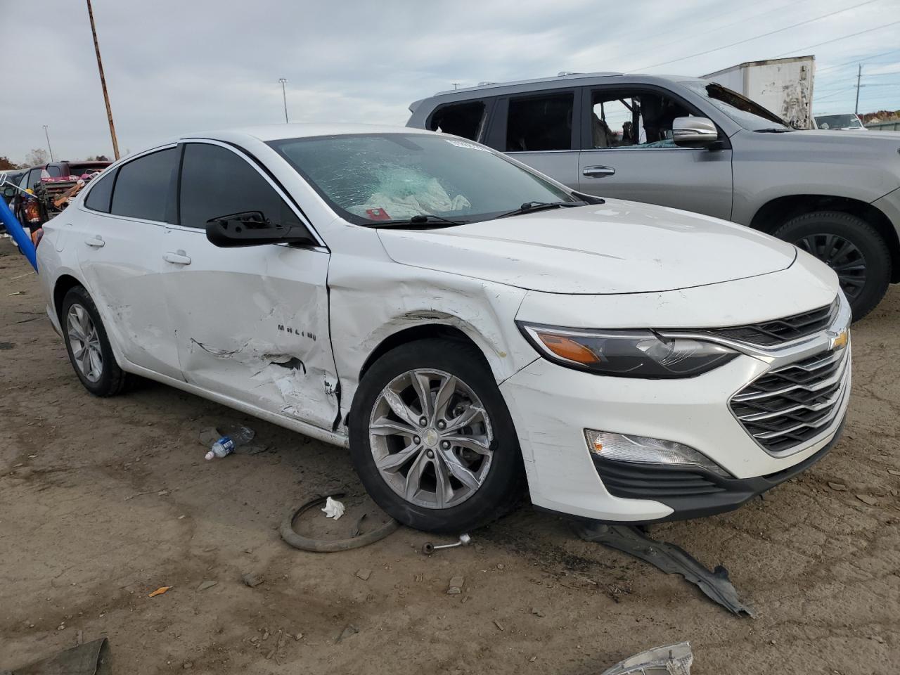 2021 Chevrolet Malibu Ls - Image 4