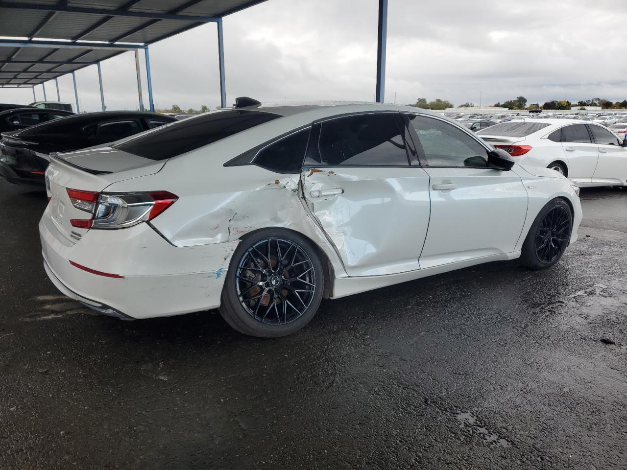 2022 Honda Accord Hybrid Sport - Image 3