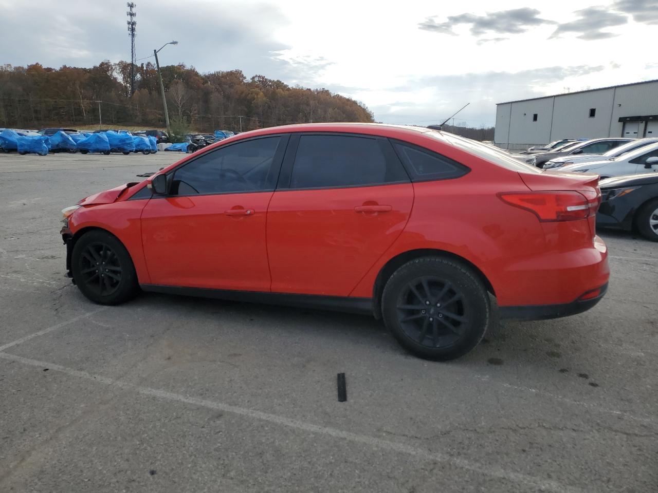 2017 Ford Focus Se - Фото 2