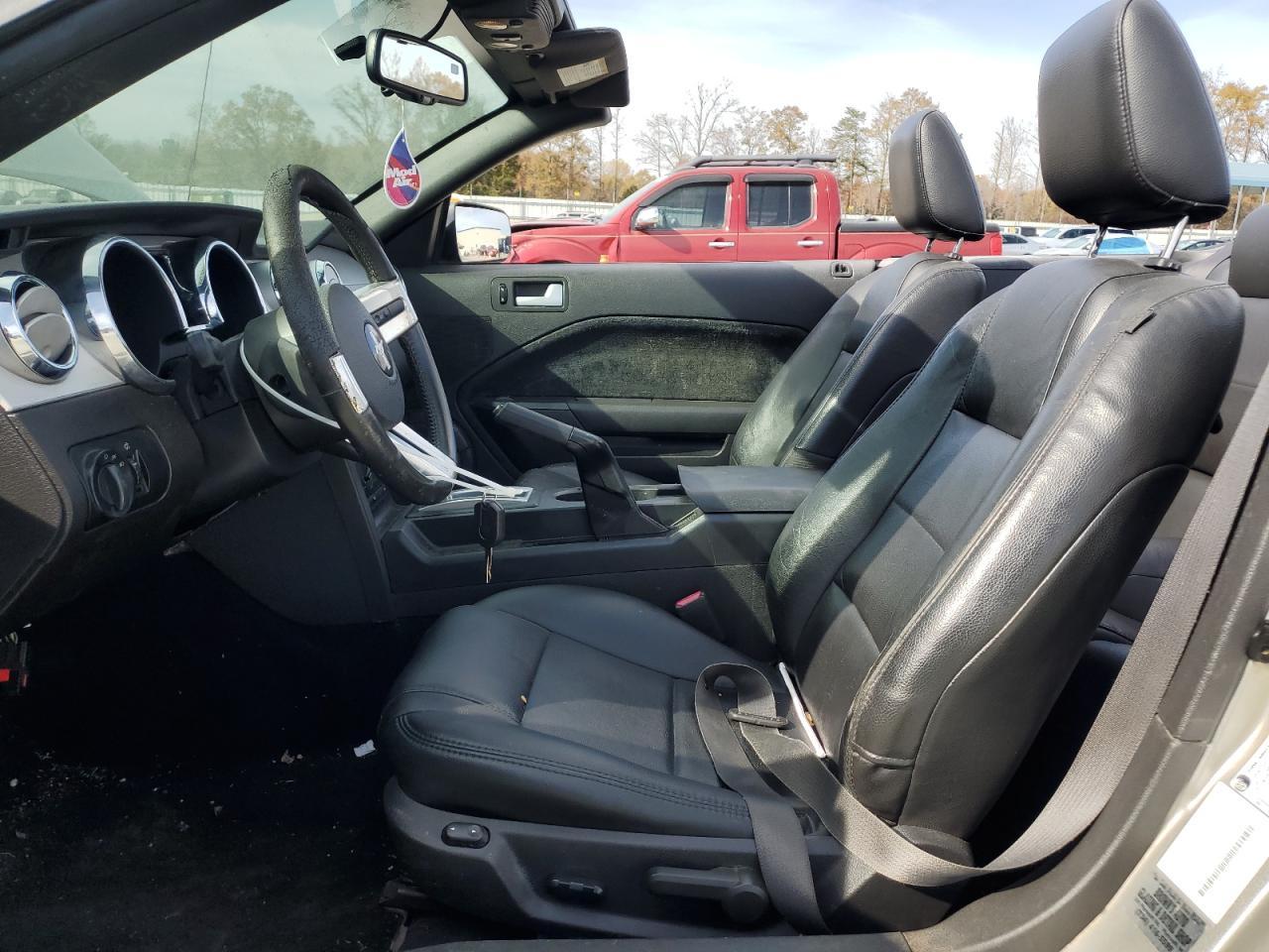 2009 Ford Mustang - Фото 7