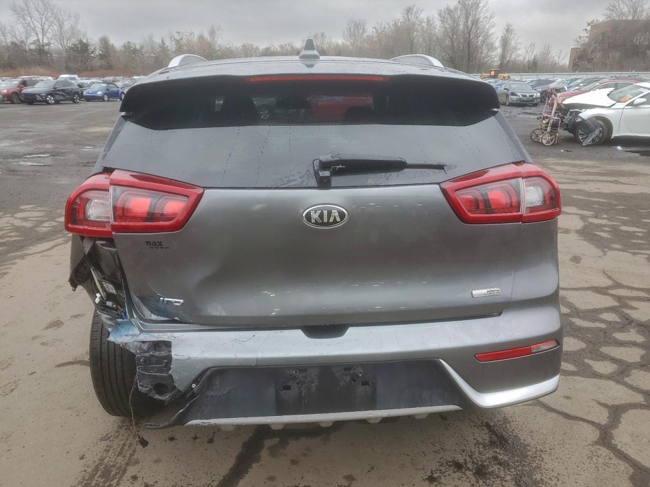 2017 Kia Niro Ex - Фото 6