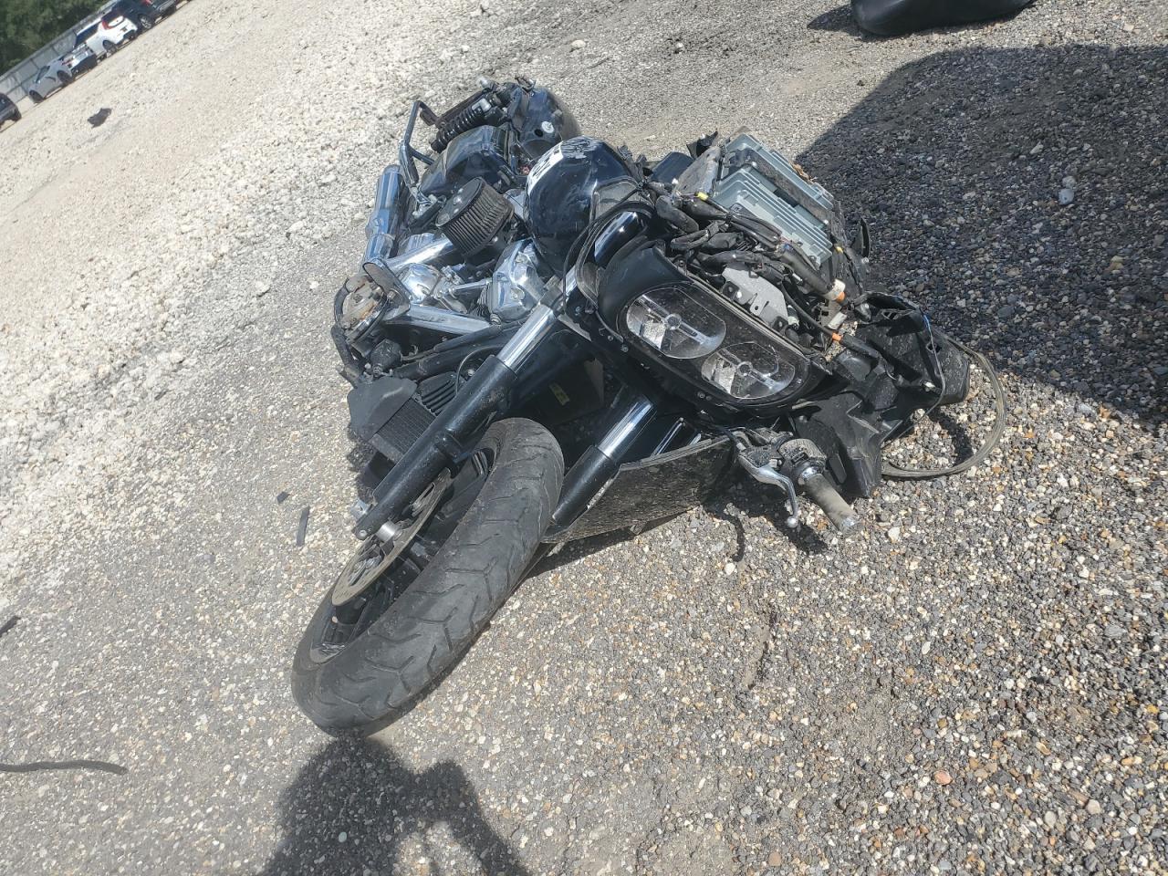 2022 Harley-Davidson Fltrx - Фото 2