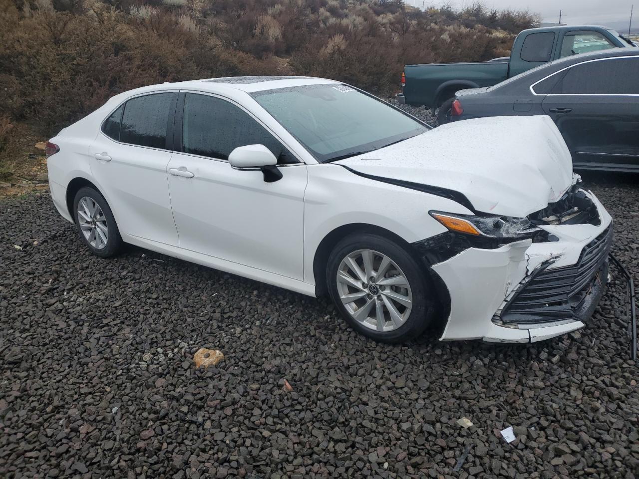 2022 Toyota Camry Le - Фото 4