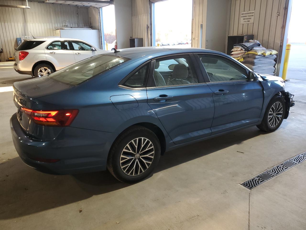 2019 Volkswagen Jetta S - Фото 3