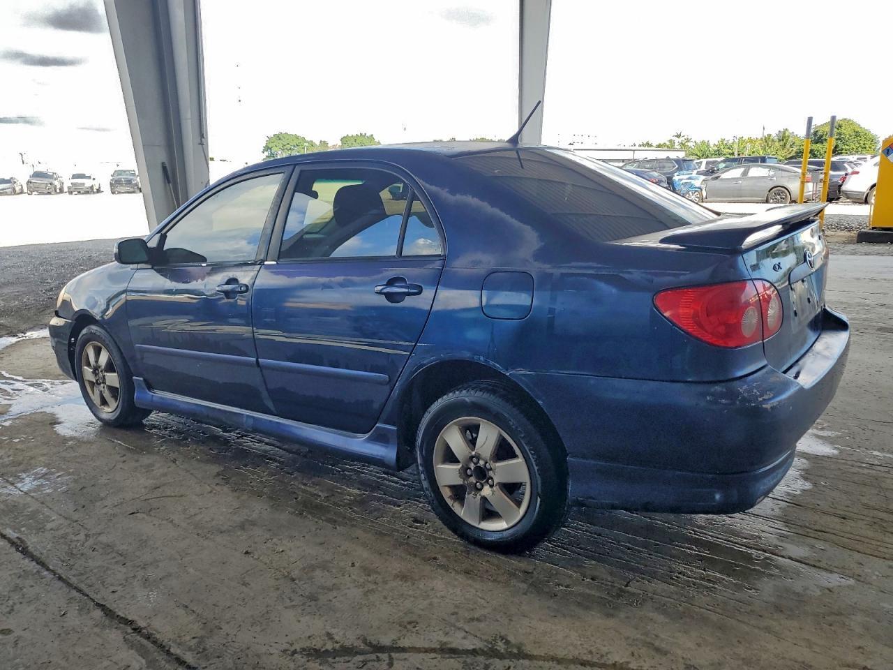 2005 Toyota Corolla - Image 2