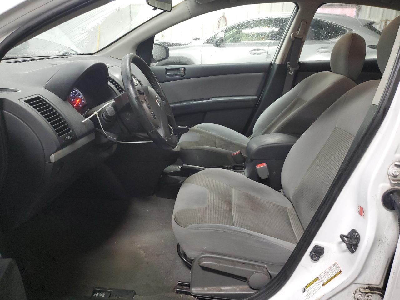 2011 Nissan Sentra 2.0 - Image 7