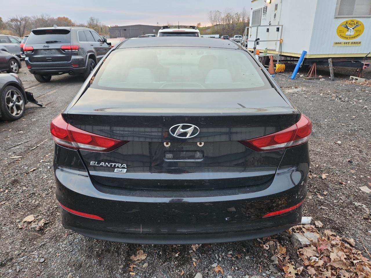 2018 Hyundai Elantra Se - Image 6