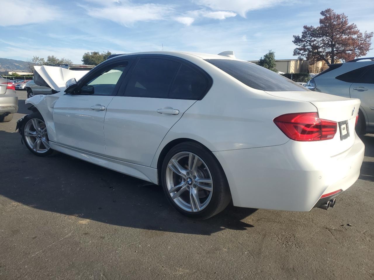 2018 BMW Motorrad 330 I - Фото 2