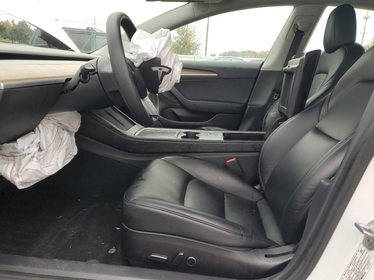 2021 Tesla Model 3 - Фото 7