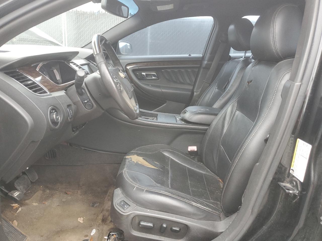 2015 Ford Taurus Limited - Image 7