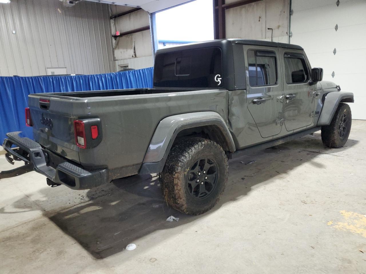 2023 Jeep Gladiator Sport - Image 3