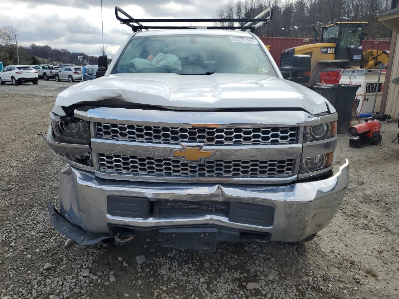 2019 Chevrolet Silverado K2500 Heavy Duty - Фото 5