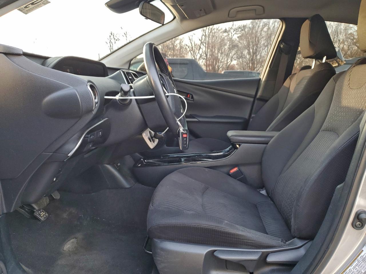 2017 Toyota Prius Prime - Фото 7