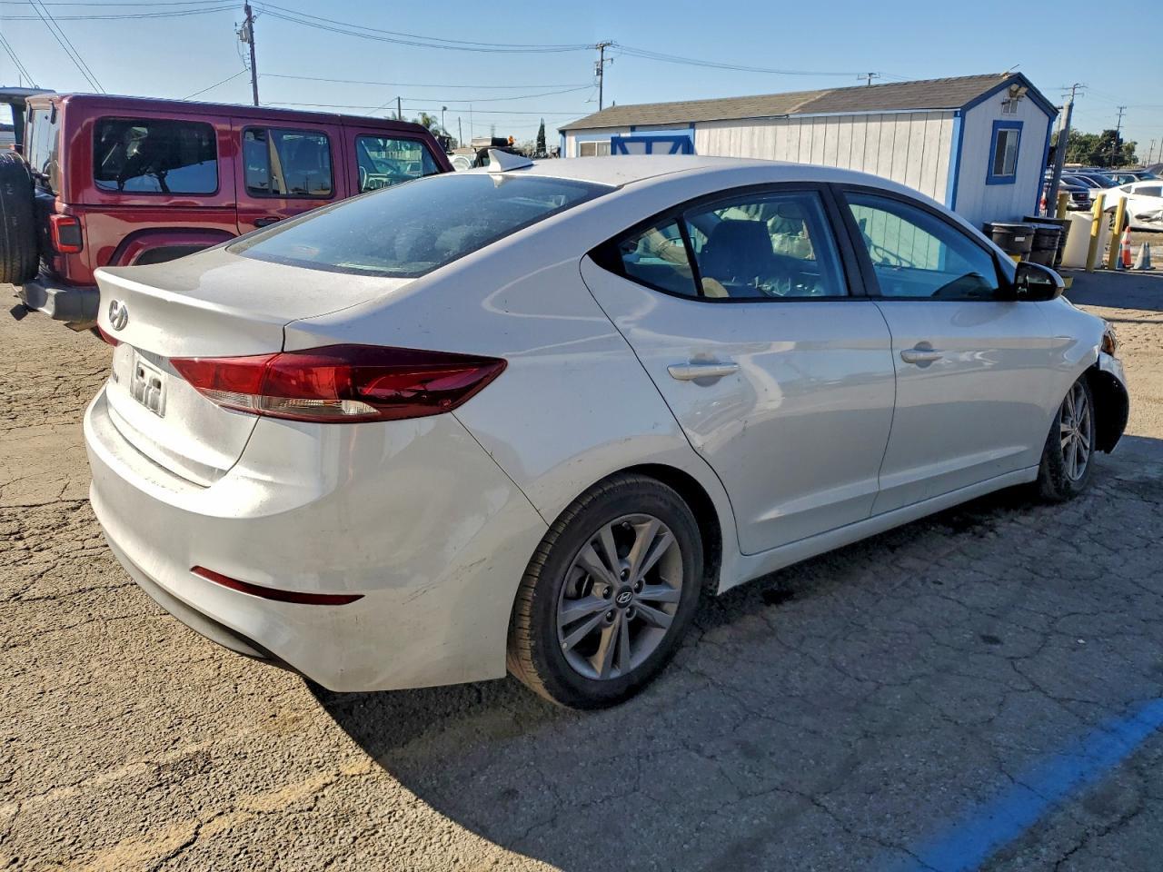 2018 Hyundai Elantra Sel - Фото 3