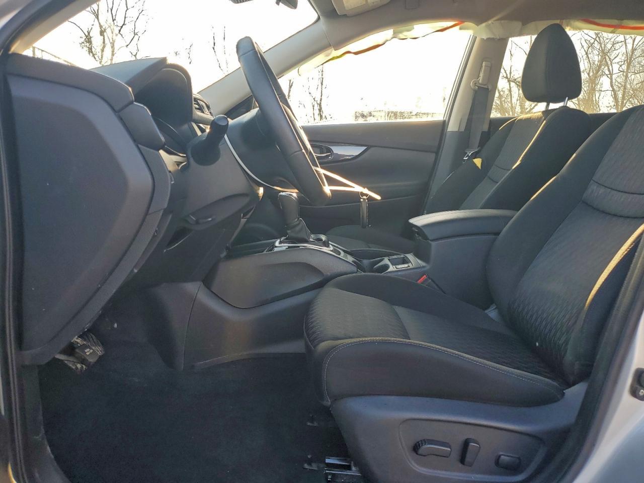 2020 Nissan Rogue S - Image 7