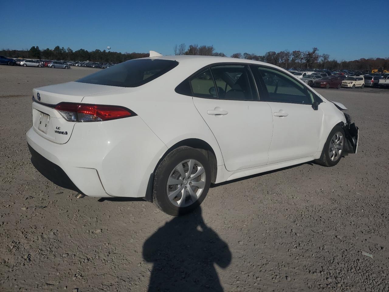 2024 Toyota Corolla Le - Фото 3