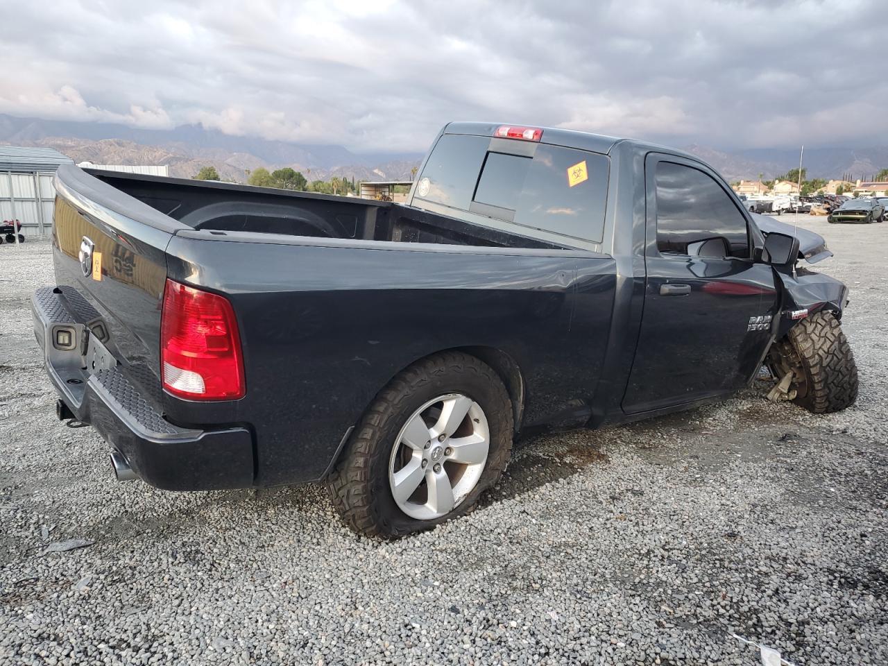 2016 Ram 1500 St - Image 3