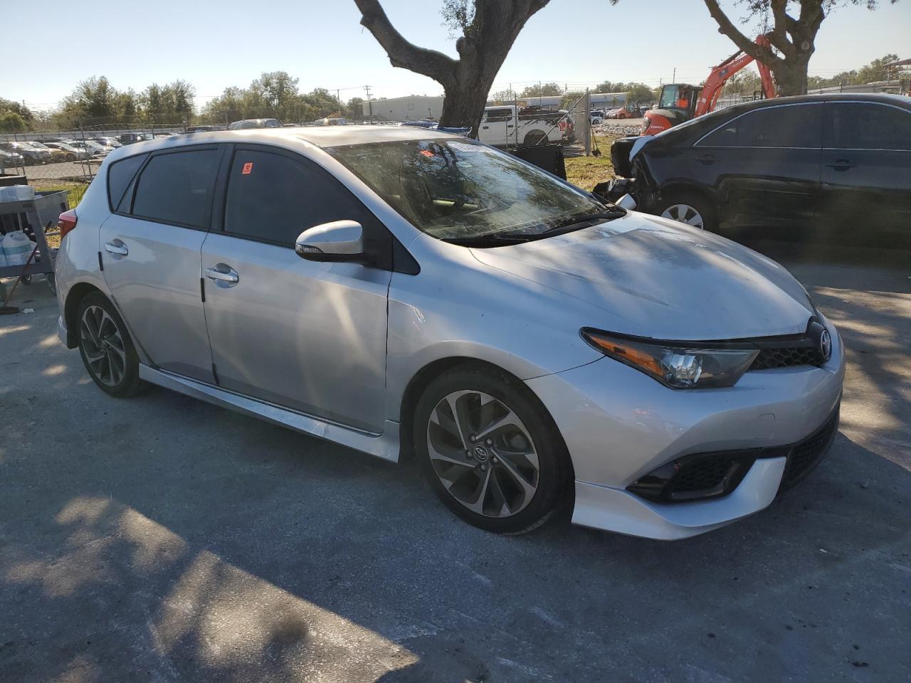 2018 Toyota Corolla Im - Image 4