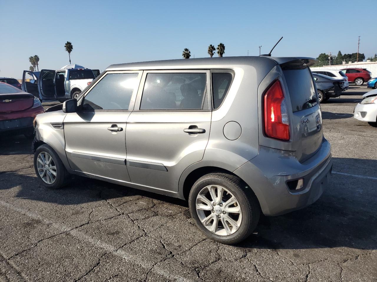 2013 Kia Soul + - Фото 2